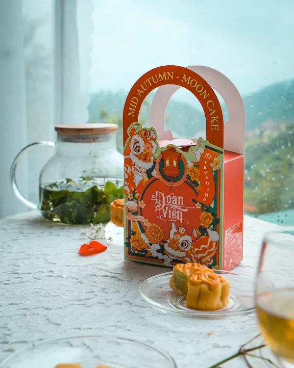 Snow Skin Collection mooncake gift presentation